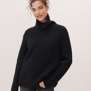Atlas Turtleneck